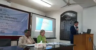 ঢাবিতে নির্বাচনি শুদ্ধতা নিয়ে সেমিনার অনুষ্ঠিত